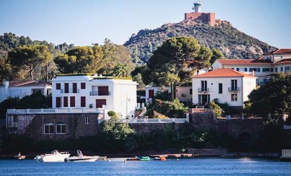 Visiter Saint-Raphaël : les incontournables à ne pas manquer